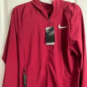 Brand new Mens Nike Running jacket